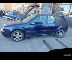 Ricambi Volkswagen Golf 4 1.9 TD 70cv del 2004