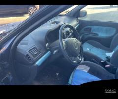 Ricambi Renault Clio 1.5 dCi 65cv del 2002 - 9