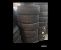 Gomme seminuove 235 60 18 pirelli