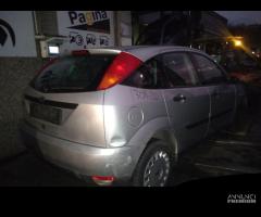 FORD FOCUS 1.6 B  2001 FYDB PER RICAMBI