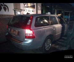 VOLVO V50 2.0 TD 2005 D4204T PER RICAMBI