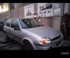 FORD FIESTA 1.2 B 2000 DHC PER RICAMBI