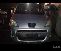 PEUGEOT PARTNER 1.6 TD 2011 9HX PER RICAMBI