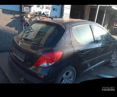 PEUGEOT 207 1.4 B 2010 8FS PER RICAMBI