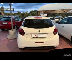 Peugeot 208 BlueHDi 120 S&S 5 porte GT Line