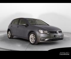 VOLKSWAGEN Golf 1.6 tdi Business 115cv 5 Porte - 16