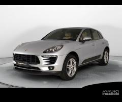 PORSCHE Macan Benzina 2.0 252cv