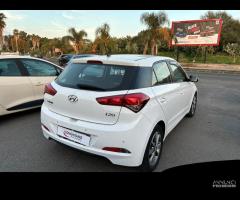 Hyundai i20 1.1 CRDi 12V 5 porte Comfort - 6