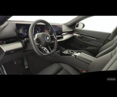 BMW Serie 5 G60 Berlina - 520d 48V xdrive M Sport