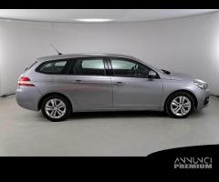 PEUGEOT 308 WAGON Active Business BlueHDi 130 EAT8