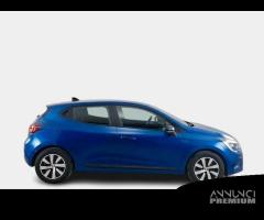 RENAULT CLIO 1.6 Hybrid E-TECH 69KW EQUILIBRE 5 PO