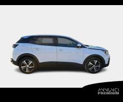 PEUGEOT 3008 BlueHDI 130 EAT8 S/S Business