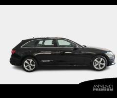 AUDI A4 AVANT 2.0 40 TDI QUATTRO BUSINESS ADVANCED