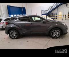 TOYOTA C-HR 1.8H 98CV E-CVT Lounge