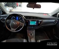 TOYOTA AURIS WAGON Touring Sports Hybrid Business