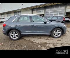 AUDI Q3 35 TDI S tronic Business Advanced - 1