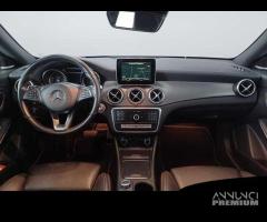 MERCEDES-BENZ CLA 200 d Auto 4Matic Business Extra - 3