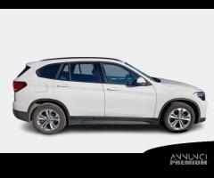 BMW X1 xDrive 25e Business Advantage automatico