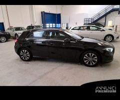 MERCEDES-BENZ A 180 d Automatic Business Extra 5 P