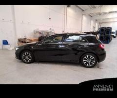 MERCEDES-BENZ A 180 d Automatic Business Extra 5 P