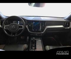 VOLVO XC60 B4 AWD Geartronic R-Design