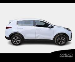 KIA SPORTAGE 1.6 CRDI MHYB 100KW BUSINESS CLASS DC