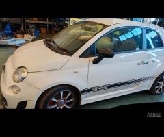 Fiat 500 Abarth anno 2013 per ricambi (2a)