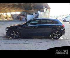 MERCEDES-BENZ A 160 d Sport 5 PORTE