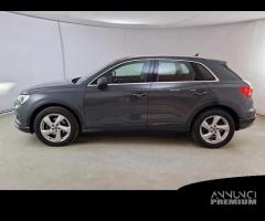 AUDI Q3 35 TDI S tronic Business Advanced