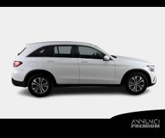 MERCEDES-BENZ GLC 220 d 4Matic Business aut.