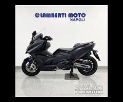 Kymco AK 550 PREMIUM FULL BLACK - 2023