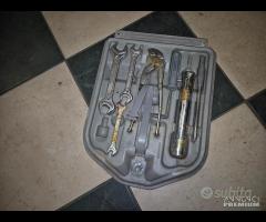 Attrezzi - Kit Chiavi Per Bmw Serie 3 E30