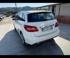 Mercedes-benz B 180 B 180 d Premium