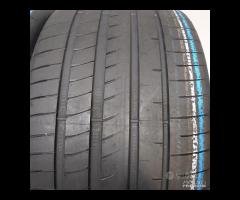 2 GOMME 305 30 21 GOODYEAR A30381