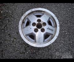 Cerchio In Lega Da 15" Per Jeep Cherokee XJ 1988 - 1