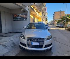 Audi Q7 3.0 V6 TDI 233CV quattro 2006 unico prop