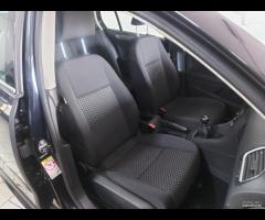 Volkswagen Golf 1.6 TDI Unico prop 2011 - 17