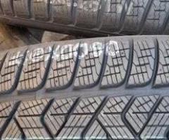 Coppia di pneumatici nuovi 255 55 18 Pirelli