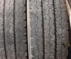 Coppia di pneumatici usati 9.00 20 firestone