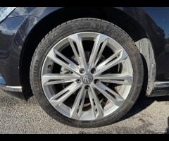 Volkswagen Passat 2.0 TDI DSG 150cv Highline - 9