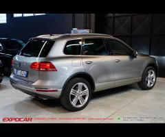 Volkswagen Touareg 3.0 TDI 204 CV tiptronic BlueMo - 16