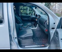 Nissan navara pick-up 2.5 - ok permute - 9