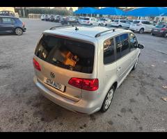 Volkswagen Touran 1.4 Metano - Neopatentati - 17