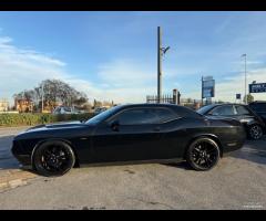 Dodge Challenger 3.6 V6 SXT 305cv AT8 - 13