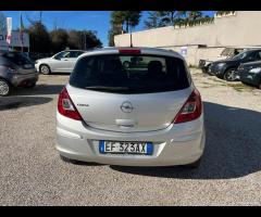 Opel Corsa 1.2 5 porte Club