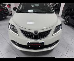 Lancia Ypsilon 1.0 FireFly 5 porte S&S Hybrid Ecoc - 18