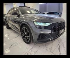 AUDI Q8 SQ8 TDI quattro tiptronic - 11