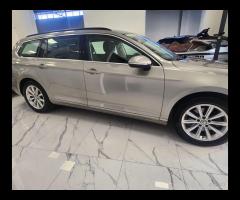 Volkswagen Passat Variant 2.0 TDI Comfortline Blue