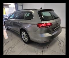 Volkswagen Passat Variant 2.0 TDI Comfortline Blue - 6