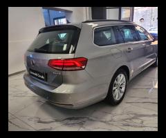 Volkswagen Passat Variant 2.0 TDI Comfortline Blue - 9